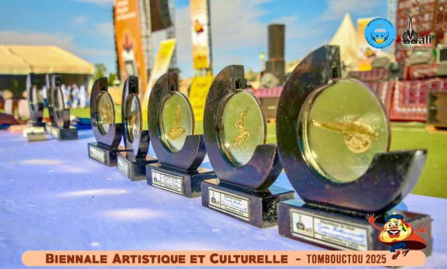 Photo: Clôture de la Biennale Artistique et Culturelle Tombouctou 2025