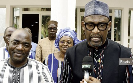 Feuille de route de l'an II : Le président de la commission nationale de la Confédération AES du Burkina Faso prend la parole avec le ministre Abdoulaye Diop