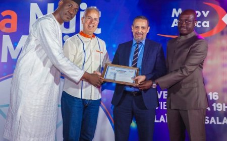 Nuit du mérite de Moov Africa Malitel 2025 : Le Prix spécial du directeur général décerné à Sidi Dembélé ! Ztit Khalid reçoit le Prix spécial management  Mahamadou Niaré et Balla Coulibaly primés