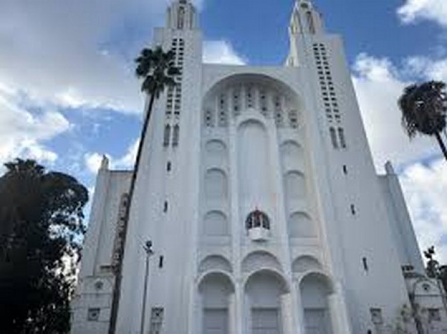 En marge de la CAN : Sacré-Cœur, la cathédrale close ou la mémoire blanche de Casablanca