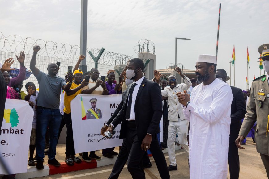 En Guinée pour l’investiture de Mamadi Doumbouya, le Président Assimi Goïta à l’écoute de la diaspora malienne