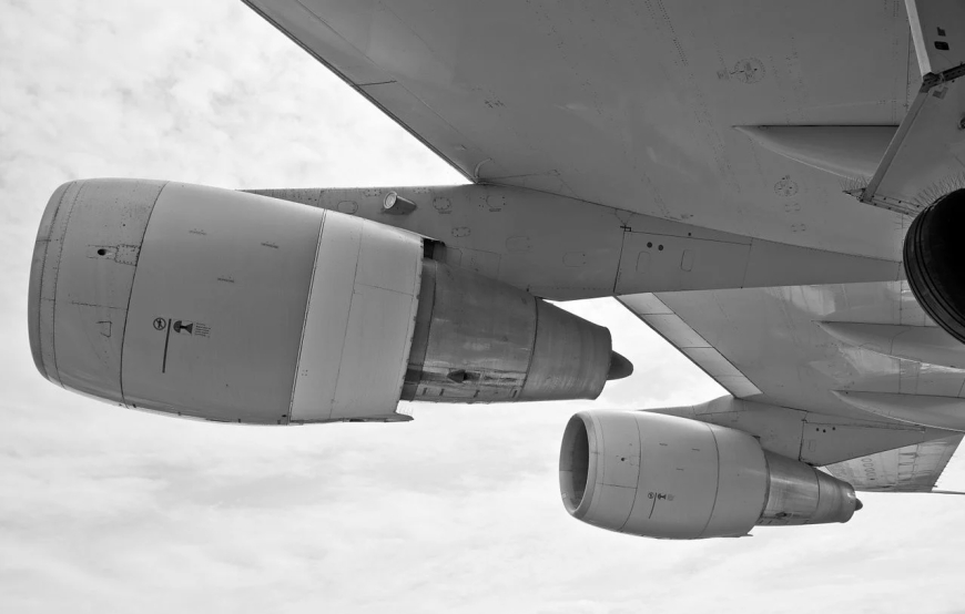 Brésil : « Nous avons eu chaud »… Le moteur de leur avion prend feu juste avant le décollage