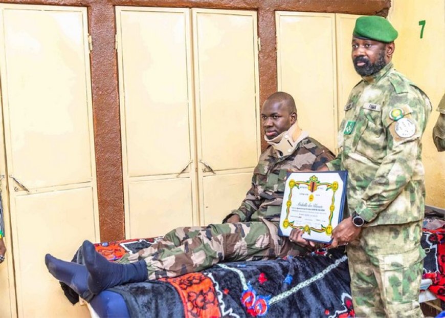 Polyclinique des armées de Kati : Le chef suprême des Armées au chevet des blessés de guerre