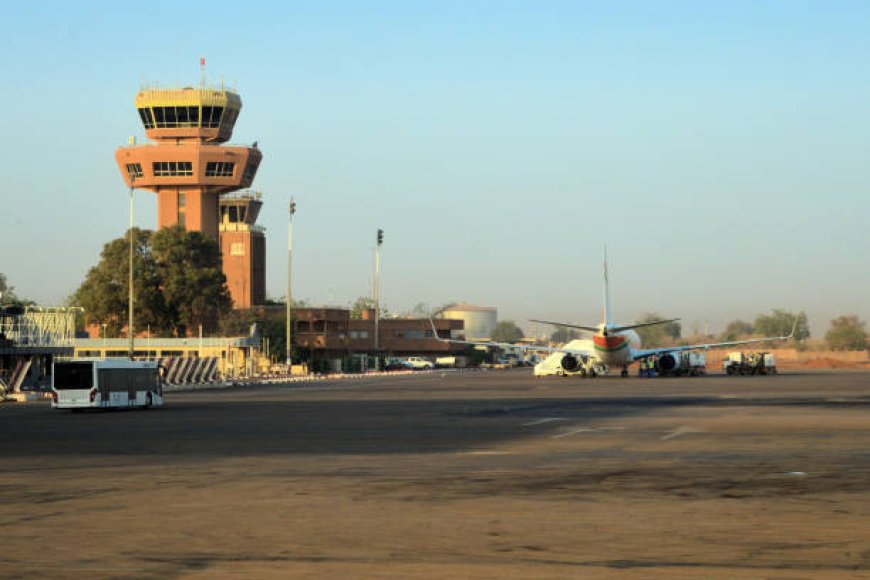 Niger : des coups de feu et des explosions entendus près de l'aéroport international de la capitale Niamey