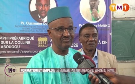 Conférence publique du Think Tank Momentum Africa à la FSEG  Formation et emploi : les étudiants face aux enjeux du marché