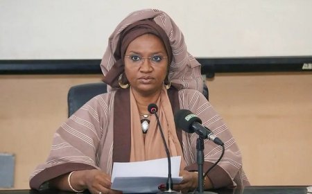 Oumou Sall Seck : L'énergie d'une ministre pragmatique au service de l'Etat !