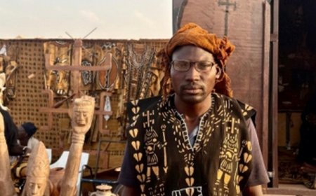Bonnets dogons : Symbole d’autorité, initiation et identité masculine