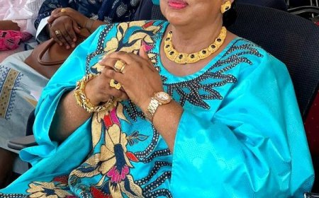 Pour encourager l'excellence : Mme Touré Lobbo Traoré offre des kits scolaires aux 50 meilleurs élèves de Mopti