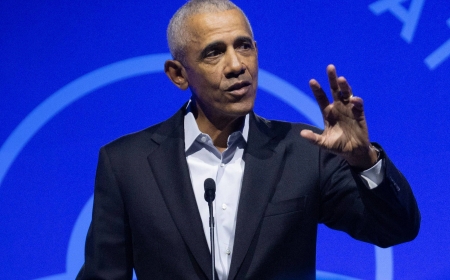 Obama forcé de clarifier ses propos après avoir affirmé que les extraterrestres “existent”