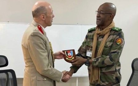 Coopération sécuritaire : le commandant de l’UKDefence_WA (Afrique de l'Ouest) en visite au Mali