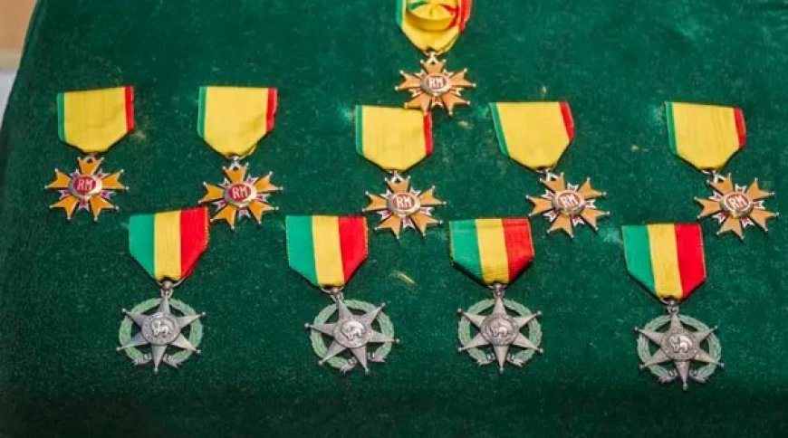 Distinctions nationales : Le mouvement «MALI EN MARCHE» plaide  pour la déchéance
