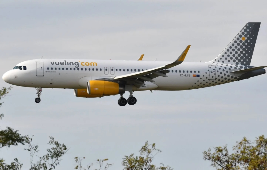 Espagne : Il grimpe sur le toit d’un avion juste avant le décollage, à l’aéroport de Valence