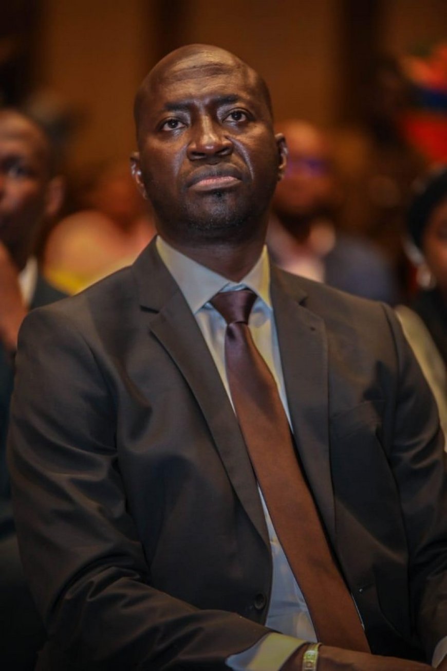 Le DGA de Moov Africa Malitel, Souhaibou Coulibaly  à  la cérémonie de départ du DG sortant : "Cher Abdelaziz Biddine, sous votre leadership,  la Sotelma a connu des transformations importantes..."
