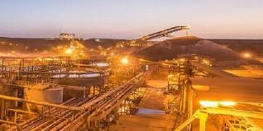 Mine : Assimi renouvelle pour 10 ans le permis de Barrick Gold et envoie un signal fort