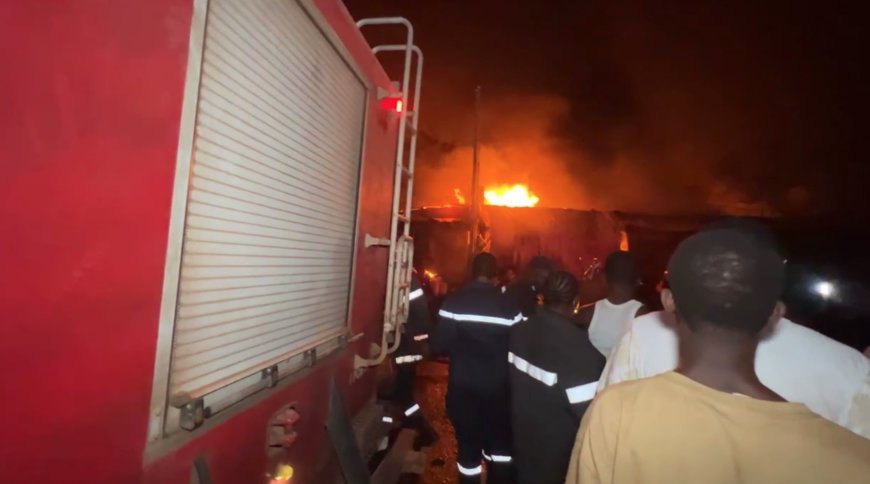 Bamako : le marché de Médine « Soukouni coura » ravagé par un incendie