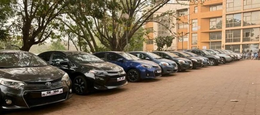 Partenariat coopérative d'habitat de l'iNPS -Société Sena Watibb Banks : 25 véhicules remis à des agents de l'INPS