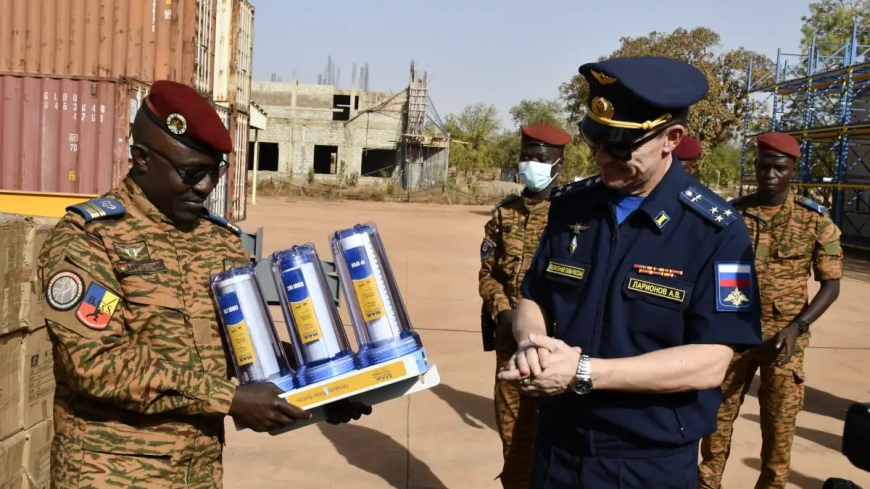 Burkina Faso : la Russie livre du matériel pour le génie militaire ciblant les zones en crise