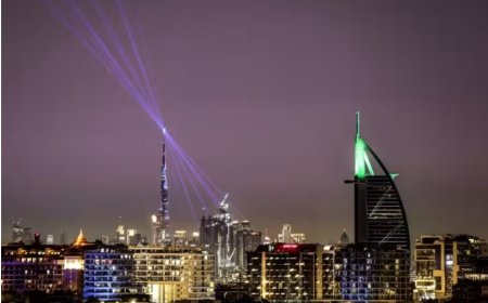 Guerre au Moyen-Orient : Amazon, Google, "futures cibles de l'Iran" qui veut frapper "les centres économiques et les banques" dans le Golfe