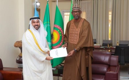 Coopération Mali-Qatar :  Le nouvel Ambassadeur Ahmed Turki Ahmed présente les copies figurées de ses lettres  de créance au ministre Diop