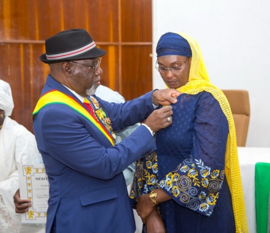 Mme Camara Fatoumata Mah Thiam Kone, porte-parole  des recipiendaires des médailles du MSDS : "Cette reconnaissance renforce notre motivation et notre attachement aux missions qui nous sont confiées…"