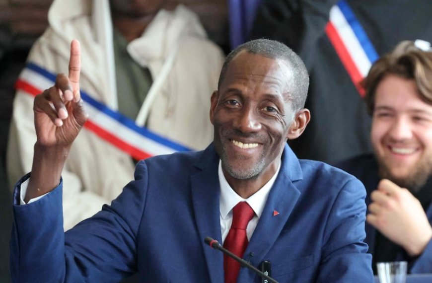 “Il veut désarmer la police”: le maire de Saint-Denis dans le collimateur du gouvernement