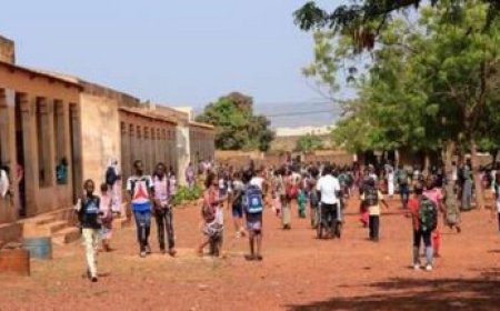 Écoles secondaires publiques : Le calvaire silencieux des proviseurs et directeurs