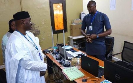 Visite du directeur général de l’INPS  en commune III : "Pas de recrutements en cours ni de licenciements, mais du mérite exigé"