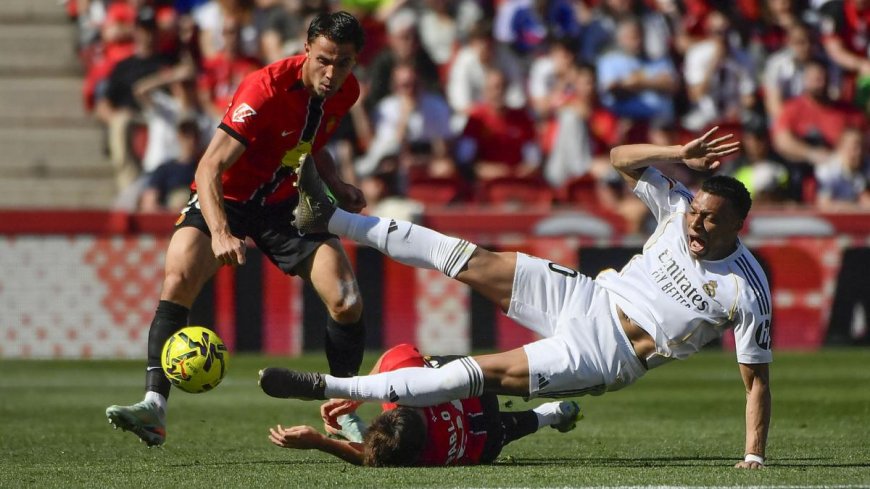 Liga : au terme d’un scénario cruel, le Real Madrid s’incline à Majorque et voit le titre s’éloigner