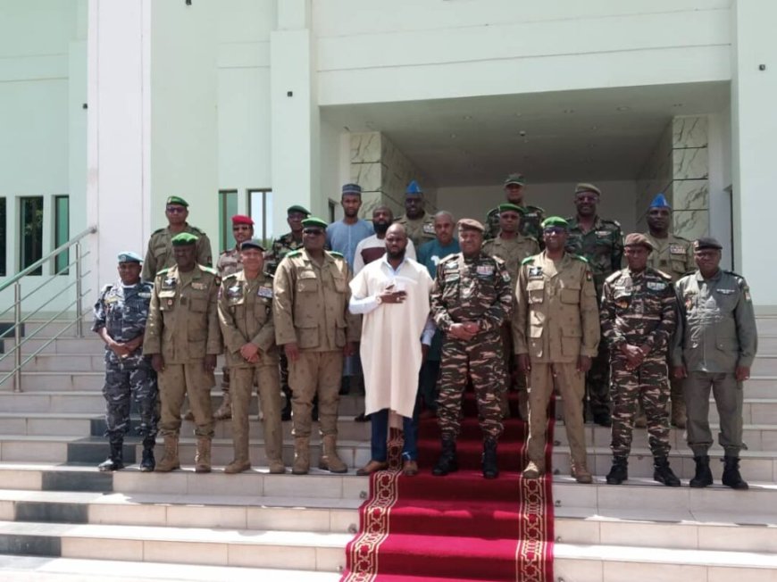 Affaire Kémi Séba : Niamey confirme le passeport diplomatique