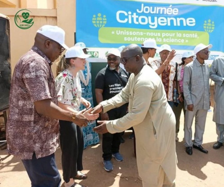Fonds mondial au Mali : une journée citoyenne au CSCOM de Banconi pour renforcer la lutte contre le VIH, la tuberculose et le paludisme