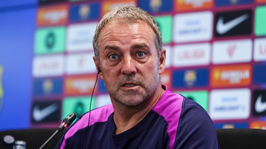 FC Barcelone : Hansi Flick se fixe deux gros objectifs avant son départ du Barça