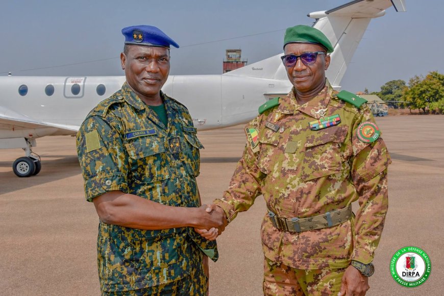Coopération militaire Guinée–Mali : les officiers stagiaires maliens en mission d’études à Conakry