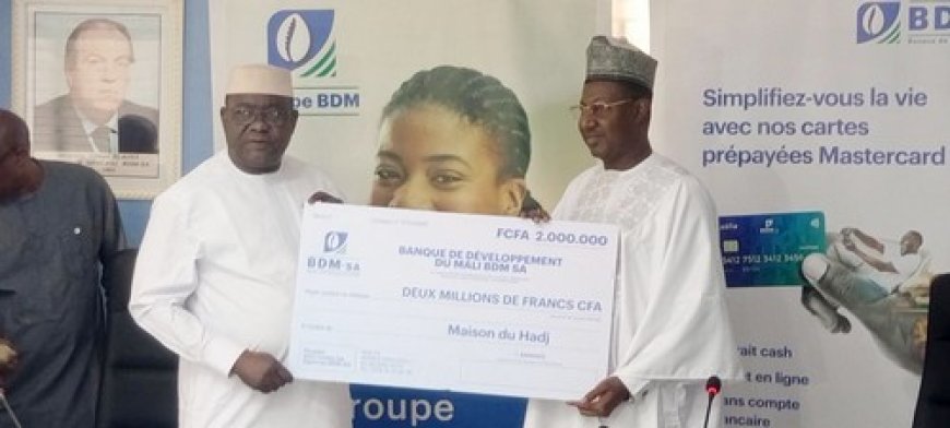 Hadj 2026 : La BDM-SA remet 2 millions FCFA et des kits du pèlerin à la Maison du Hadj