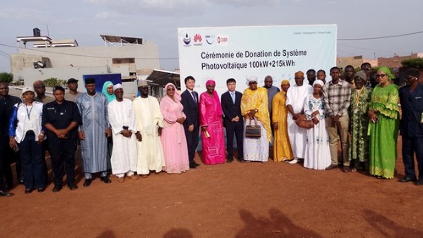 Accès à l’eau potable : Un système solaire offert à la SOMAGEP