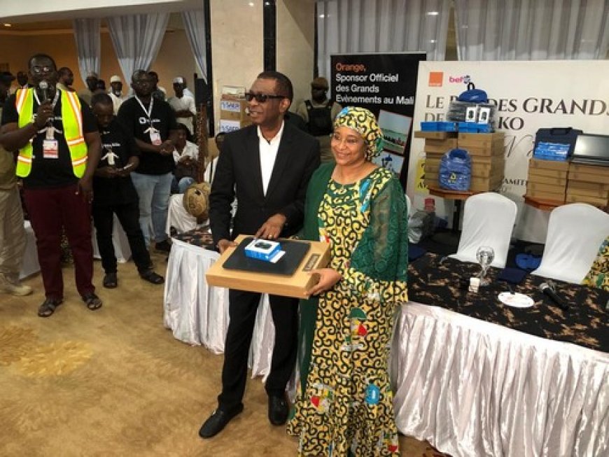 A Bamako pour le  « Bal des Grands » : Youssou N’Dour solidaire des pupilles de la République
