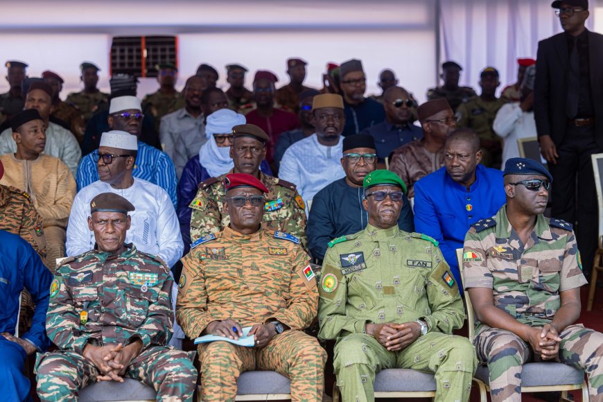 Obsèques nationales : les honneurs de la Nation rendus au général Sadio Camara