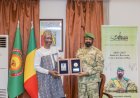 Recherche scientifique : Assimi Goïta reçoit le Pr Abdoulaye Djimdé après ses prestigieuses distinctions internationales