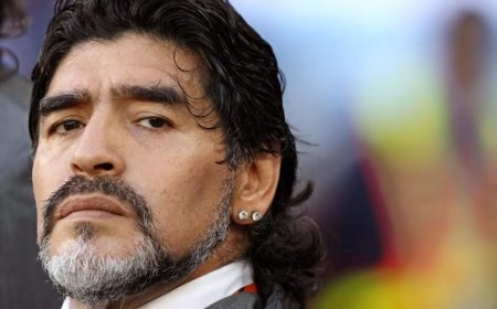 Maradona était "bipolaire" avec "un trouble de la personnalité narcissique", témoigne un psychologue jugé pour sa mort