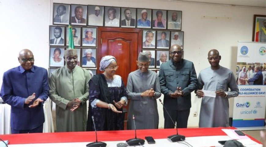 L’INPS contribue à hauteur de 10 millions FCFA