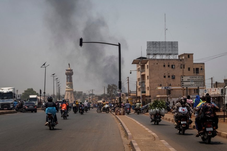 Comment la France, chassée du Mali, combat indirectement les militaires au pouvoir et ses soutiens russes via des militaires ukrainiens