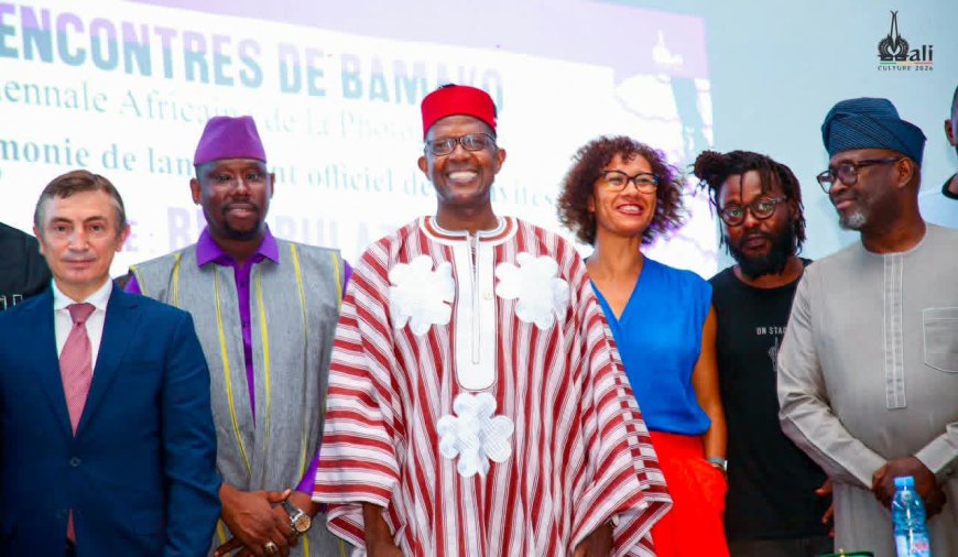 Rencontres de Bamako 2026 : la photographie africaine célèbre la “Refabulation” pour sa 15e édition