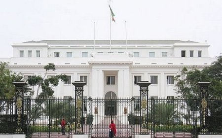 Sénégal - le grand basculement du pouvoir : De Senghor - Dia à Diomaye - Sonko : sociologie d'une rupture politique