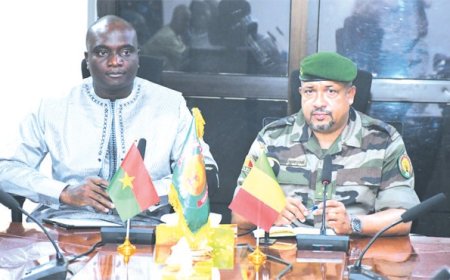 Coopération sécuritaire Mali-Burkina Faso : Le ministre Daoud Aly Ohammedine échange avec son homologue burkinabè