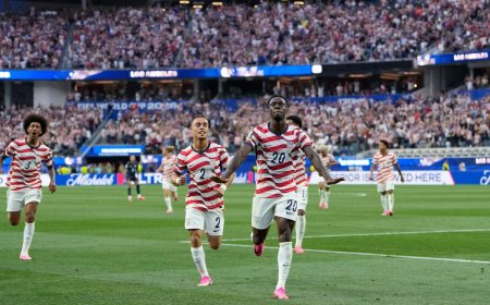 Les Etats-Unis lancent leur Coupe du monde en écrasant le Paraguay 4-1