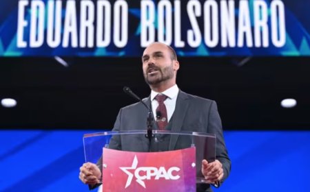 Brésil: Eduardo, un fils Bolsonaro, condamné à quatre ans de prison pour lobbying pour son père