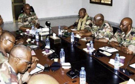Forces armées maliennes : Prise de contact du général de division Oumar Diarra avec la hiérarchie militaire