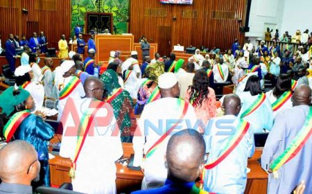 Sénégal : vers une révision constitutionnelle controversée