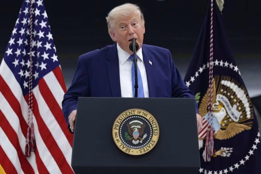 «Menace» Donald Trump confirme son changement d'avion rocambolesque