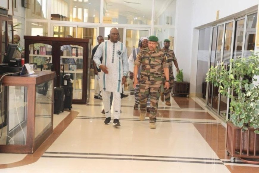 Sécurité au Sahel : le ministre burkinabè Mahamadou Sana en mission de travail à Bamako