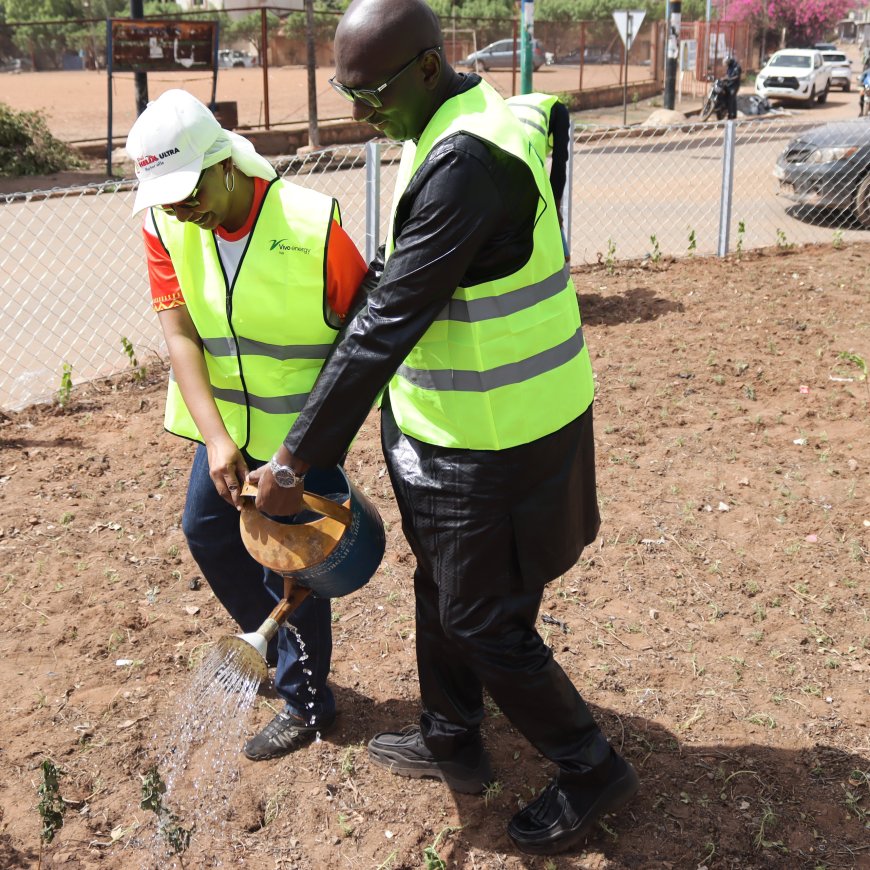 Environnement : Vivo Energy Mali embellit le rond-point de l'Église à l'Hippodrome